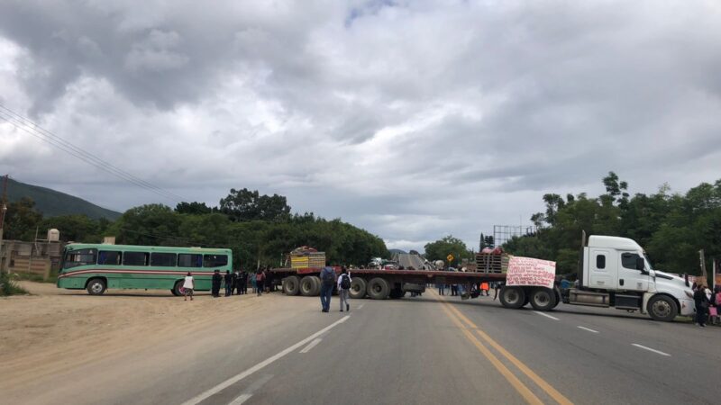 Crecen protestas en Oaxaca, hoy más cierres de carreteras y vialidades