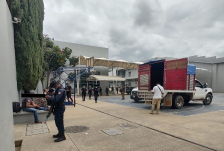 Rescatan a personas migrantes