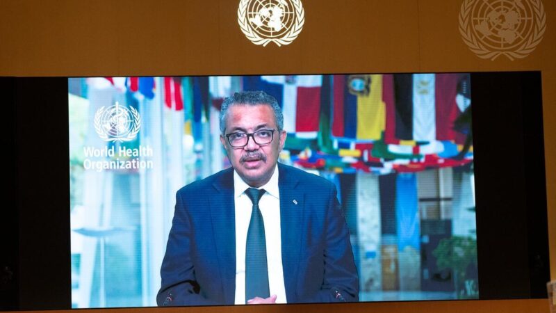 El fin de la pandemia de COVID-19 está a la vista, dice la OMS