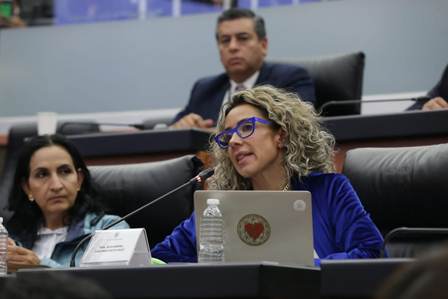 Proponen educación financiera y digital para niños, niñas y adolescentes