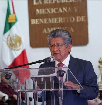 Entrega presidente municipal de Oaxaca de Juárez su primer Informe de Gobierno