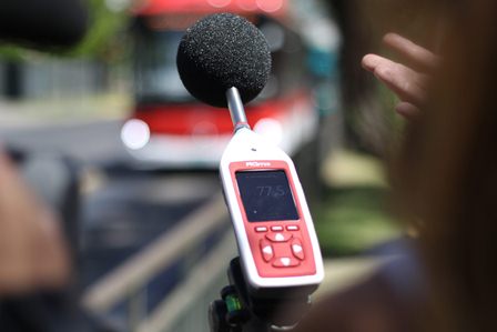 Proteger a menores de exceso de ruido en espectáculos públicos, proponen en el Congreso