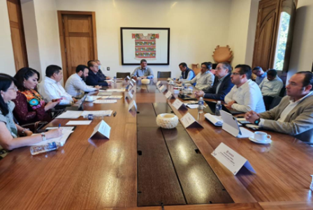 Determinan Pemex y autoridades del Gobierno de Oaxaca acciones y compromisos tras  fuga de amoniaco en Donají