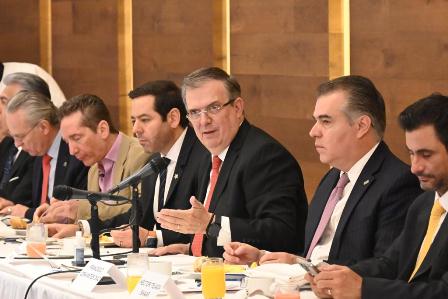 “Estrechar canales de comunicación y crear sinergias entre sectores para impulsar cadenas de suministro”: Ebrard