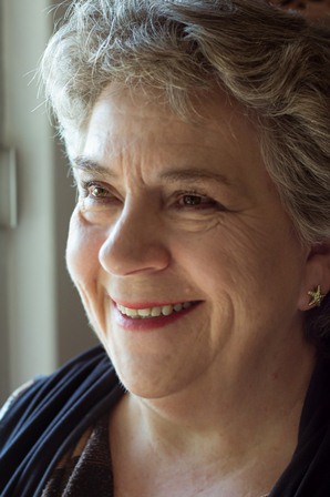 El ciclo ¡Leo… luego existo! recuerda a Griselda Álvarez con Sonetos terminales