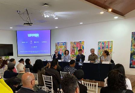 Apoyar cultura y educación