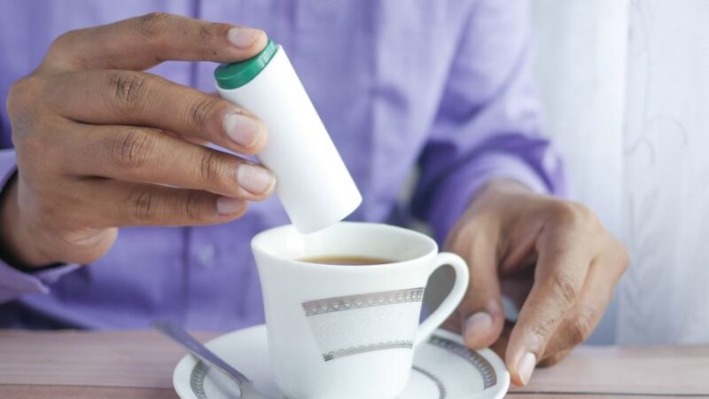 No recomendable uso de edulcorantes para controlar el peso