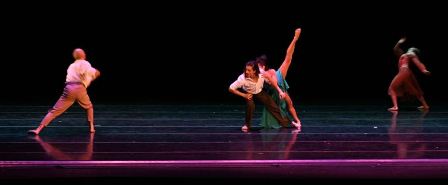 Con cuatro coreografías inspiradas en “Instinto de Inez” recuerdan a Carlos Fuentes en el Palacio de Bellas Artes