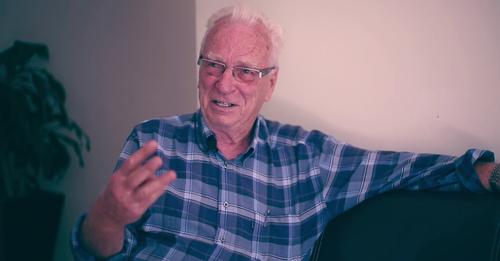 EL CAMINAR DEL PADRE FRANS VAN DER HOFF HA HECHO UNA PAUSA PARA PROYECTARSE HACIA LA ETERNIDAD