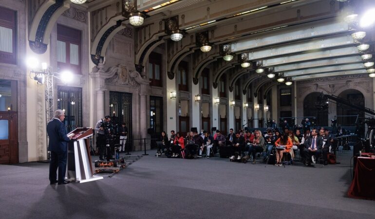 Presidente confirma reunión con madres y padres de los 43 normalistas de Ayotzinapa