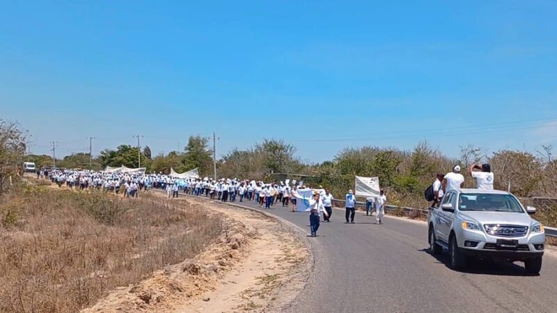 MARCHA PARA EL FORTALECIMIENTO DE LA PAZ CON JUSTICIA Y DIGNIDAD DEL PUEBLO IKOOTS DE SAN MATEO DEL MAR, OAXACA