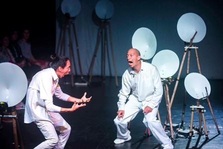 Danza y tecnología convergen en la instalación “El cuerpo es el mensaje”