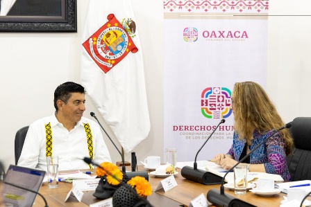 Firman convenio para garantizar migración con apego a los derechos humanos