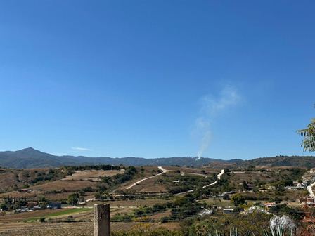 Atiende Coesfo reporte de incendio forestal en San Pablo Huitzo, Oaxaca