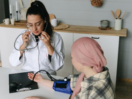 Ejercicio y apoyo psicooncológico: La especialidad integral que mejora la calidad de vida