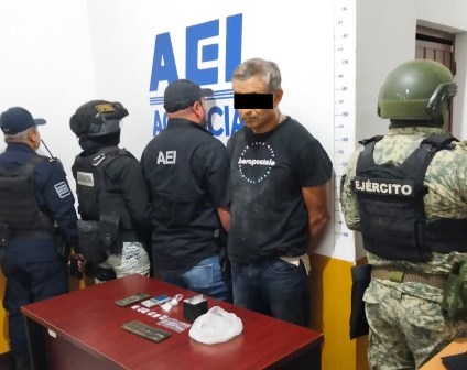 Detienen a una persona y aseguran drogas durante cateos en la Sierra de Flores Magón: FGEO