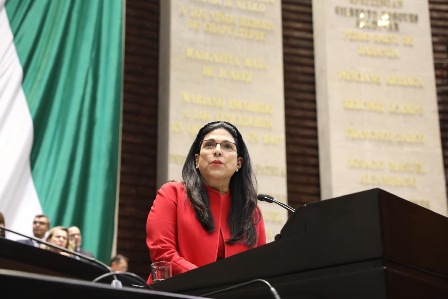 Promueven reconocer el servicio social de estudiantes como experiencia laboral