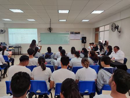 Asigna Servicios de Salud de Oaxaca 415 campos clínicos para servicio social