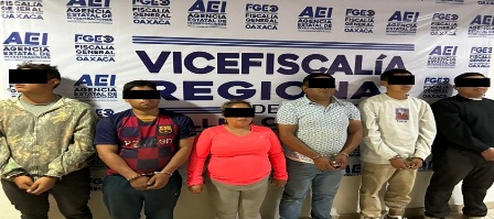 Seis detenidos en cateo