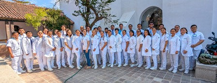 Pasantes de servicio social