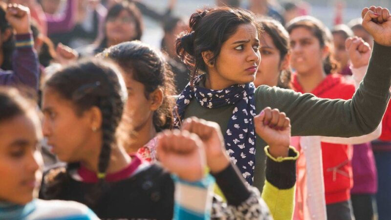 Para las niñas y adolescentes 30 años de progresos desiguales : UNICEF