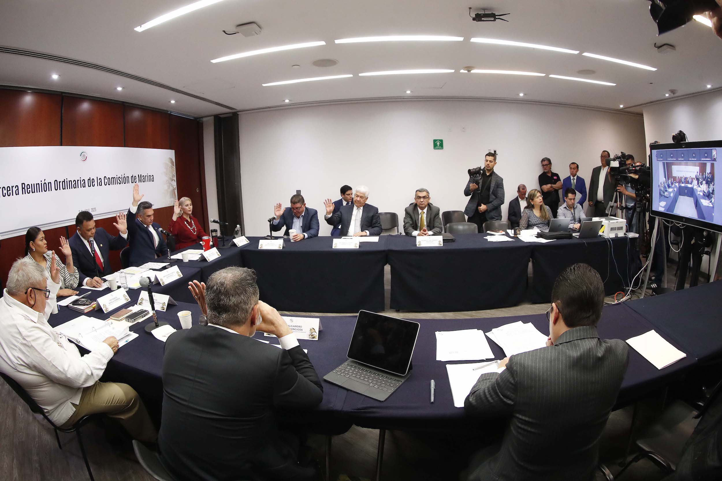 Aprueban reformas para reforzar actuación de la Secretaría de Marina en el combate a la delincuencia