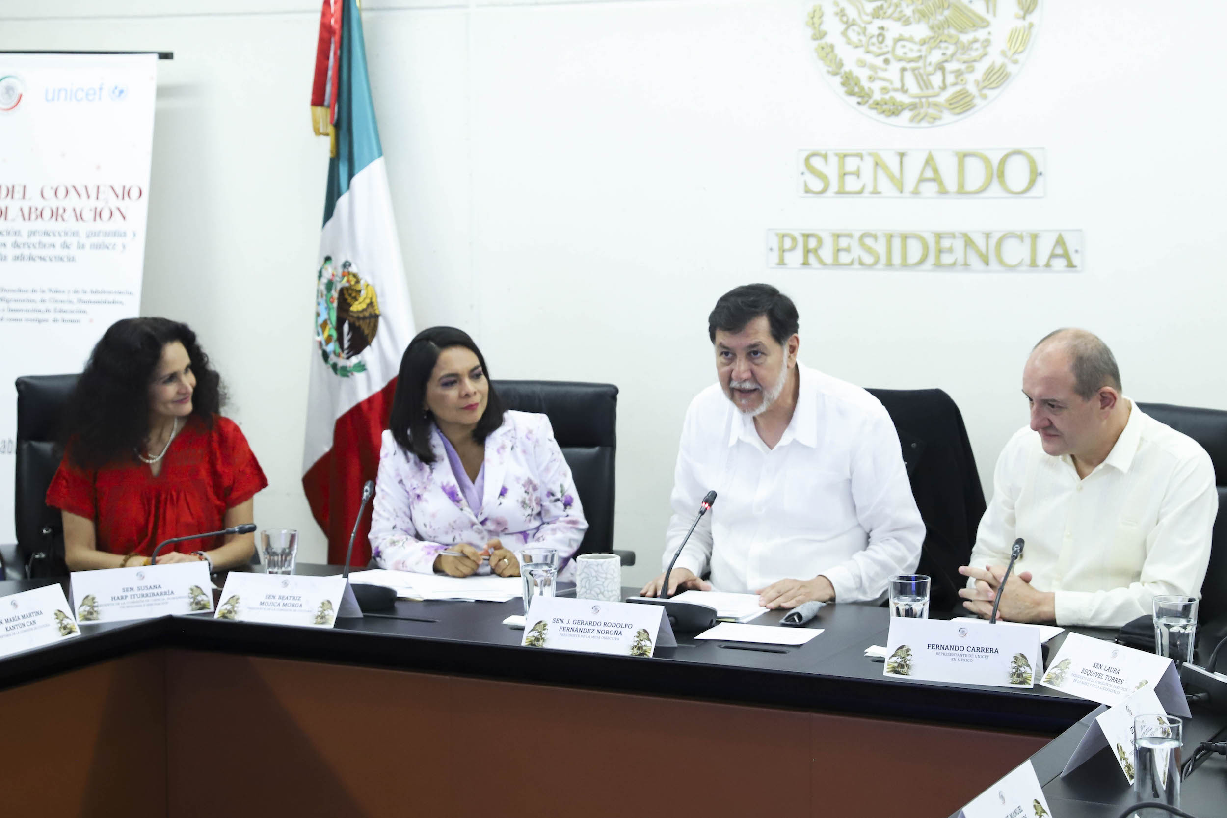 Firma Senado de la República convenio de colaboración con Unicef