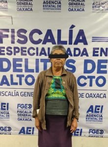 L.A.M. alias “La Tía Lucy”