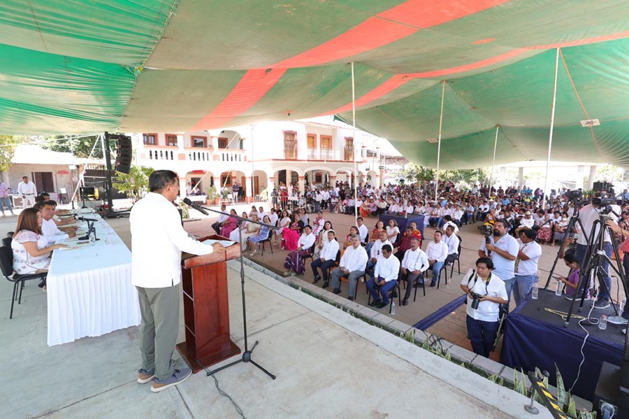 Conmemora gobernador legado de resistencia y vitalidad cultural de la villa de Tututepec