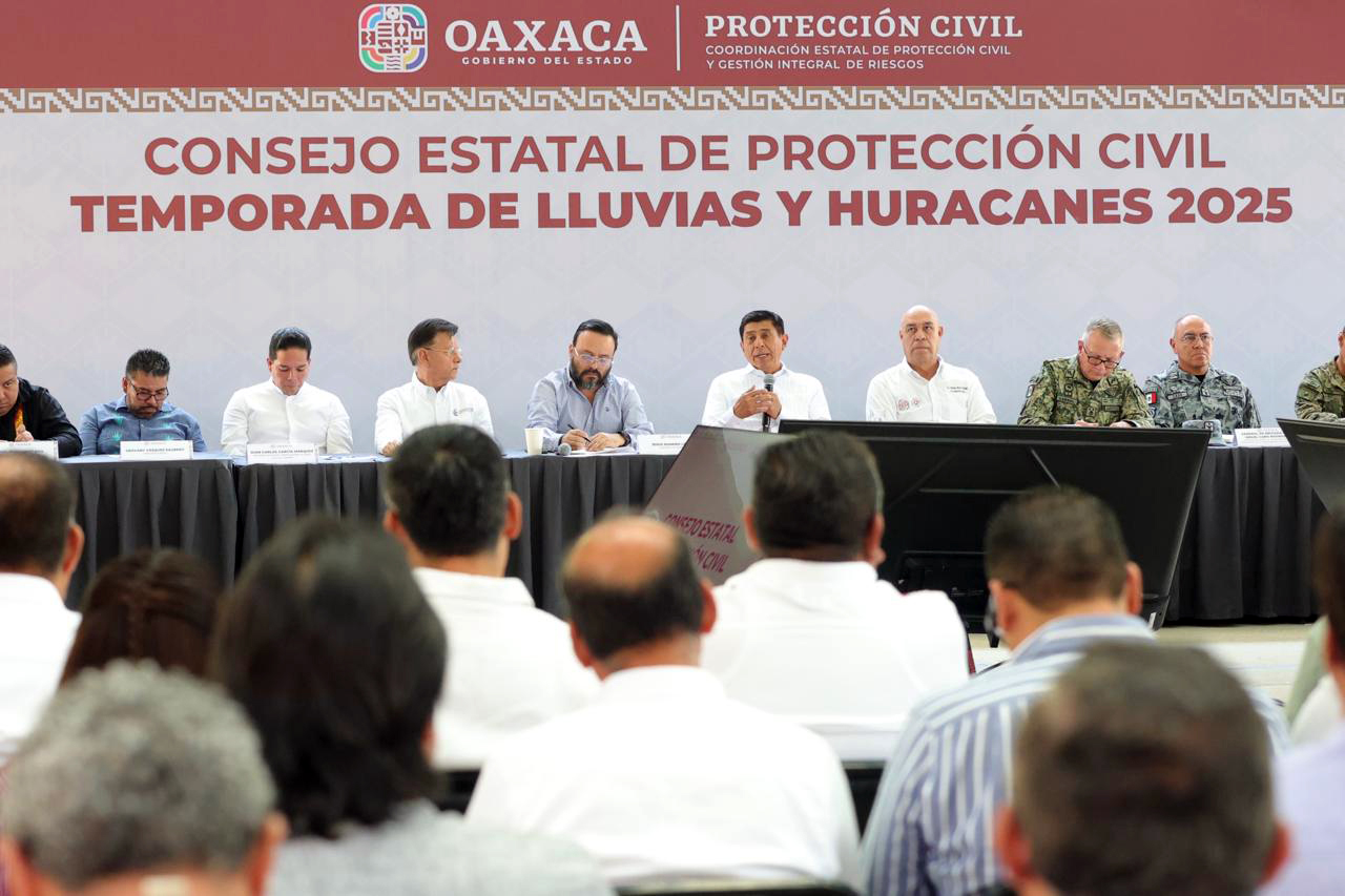 Instala Gobierno de Oaxaca Consejo de Protección Civil para vigilar y responder en temporada de lluvias y huracanes