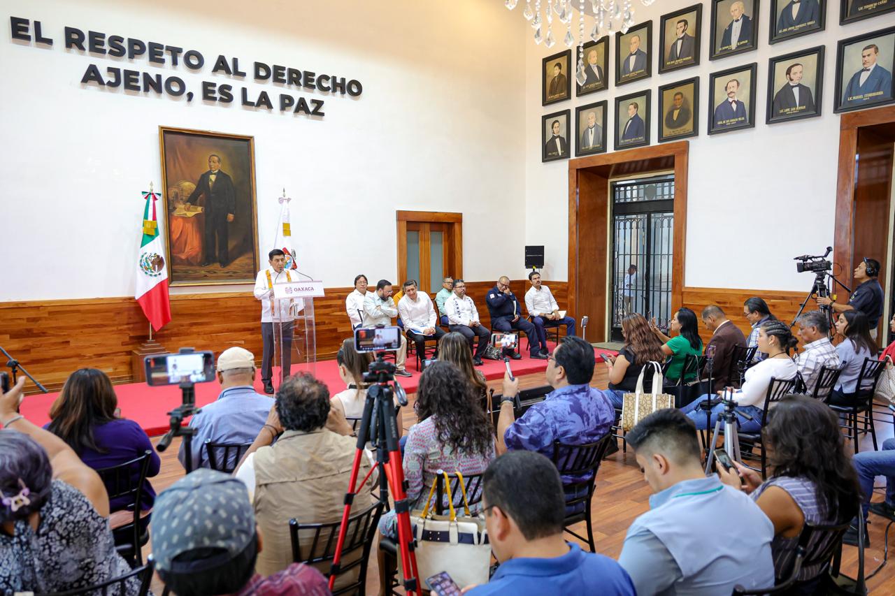 Ofrece gobernador de Oaxaca acompañamiento a familia de Adal Jair Maldonado Marcos