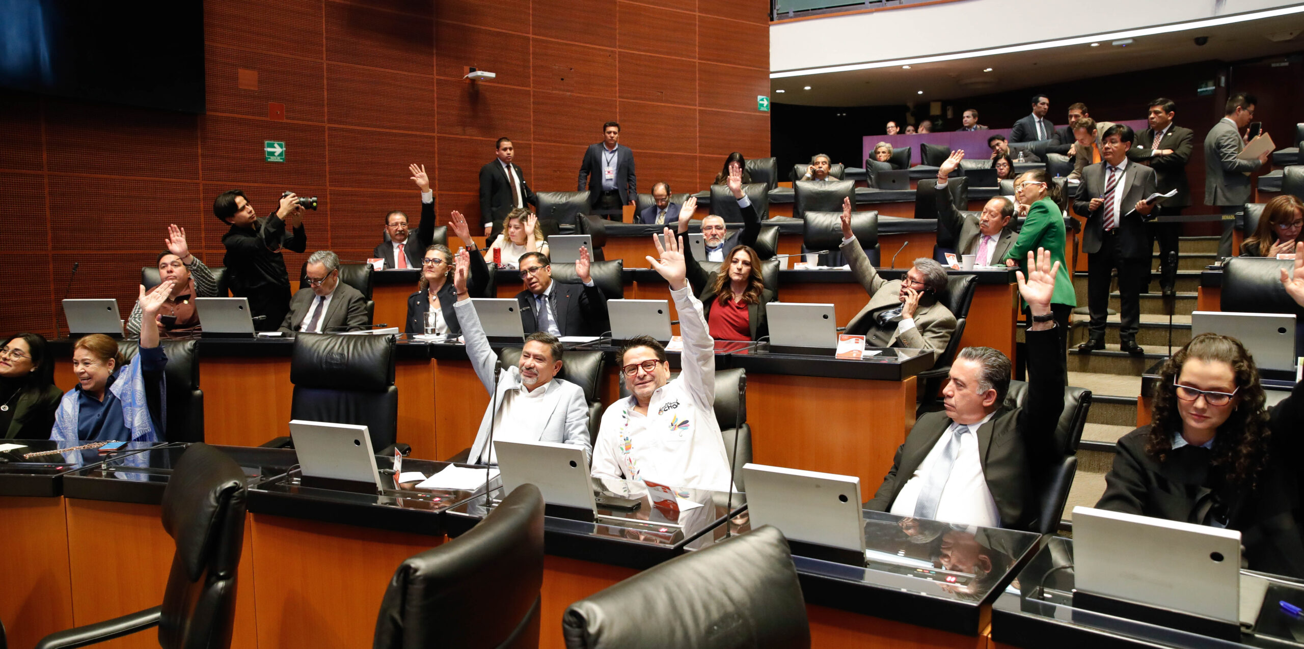 Destacan logró de disminución de 5 a 3.5 por ciento al impuesto a remesas en la Cámara de Representantes