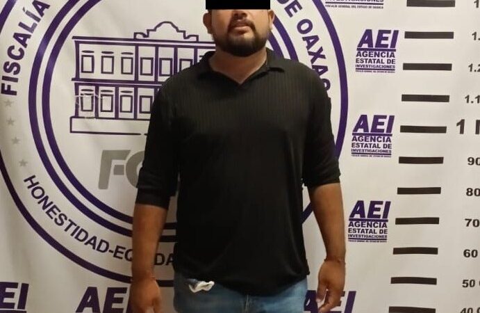 Detenidas tres personas