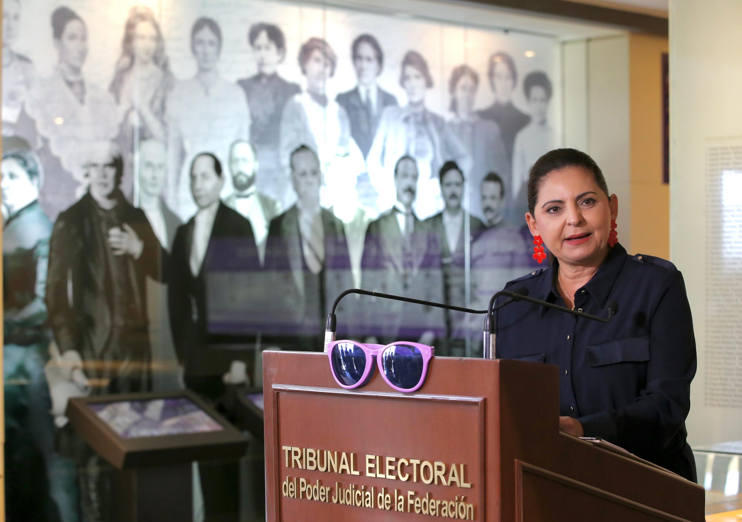 Conmemora TEPJF 70 años del voto femenino en una elección de diputaciones federales
