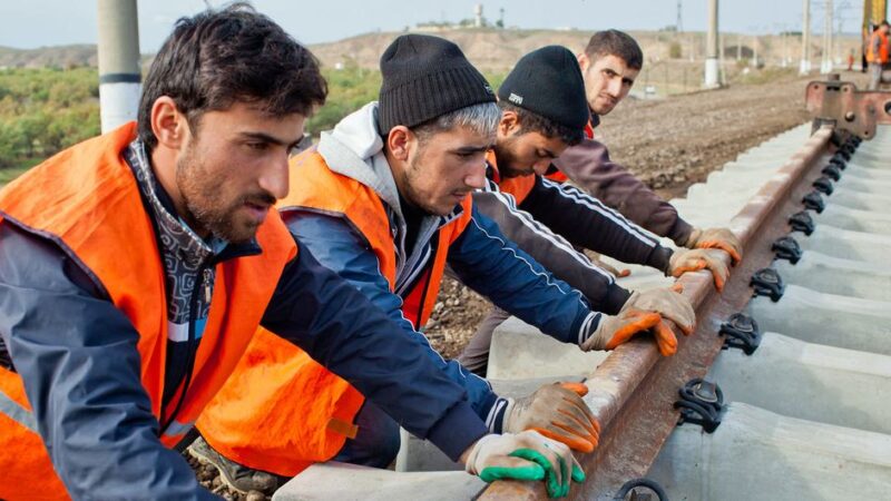Sin salida al mar, pero no abandonados: La Cumbre de Turkmenistán culmina con un ambicioso plan de acción