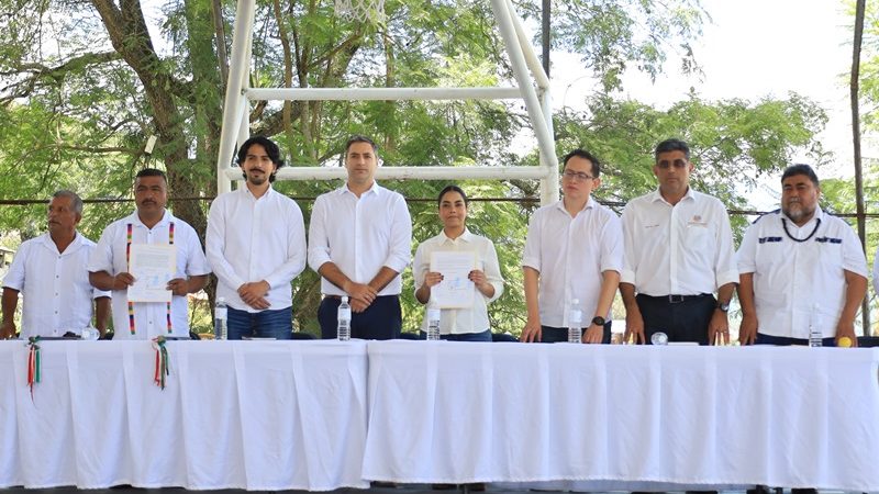 “Oaxaca, slip on”