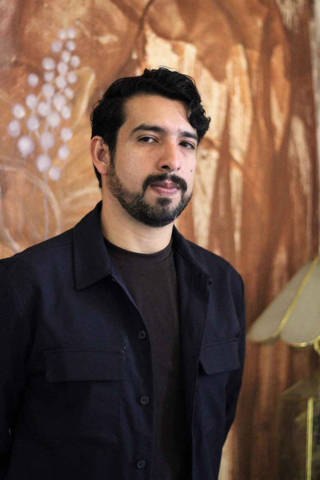 Obtiene Roberto Abad el Premio Bellas Artes de Narrativa Colima 2025