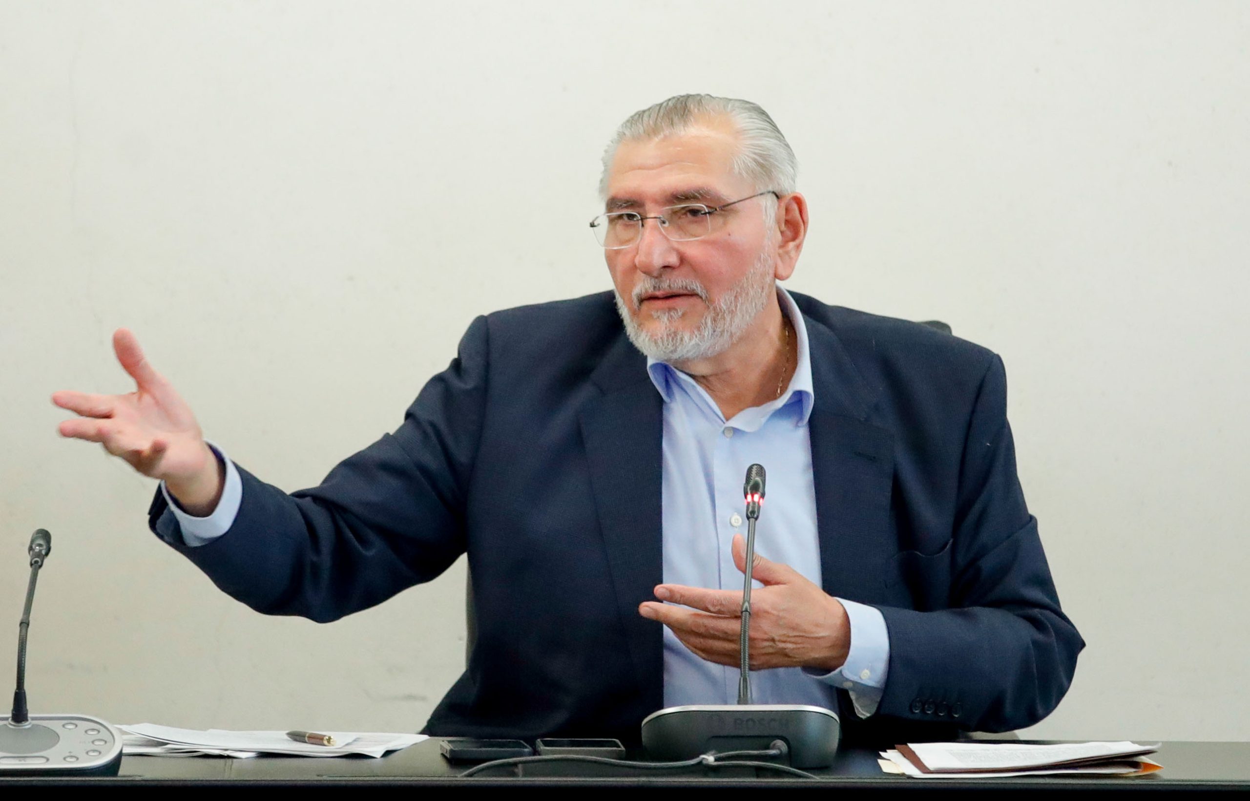 Adán Augusto López Hernández deja en claro que todos sus ingresos están plenamente declarados