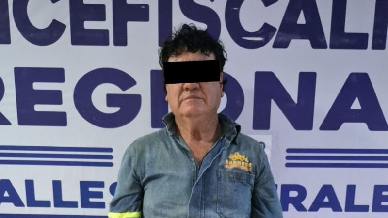 J.G.S. conducía el camión de volteo