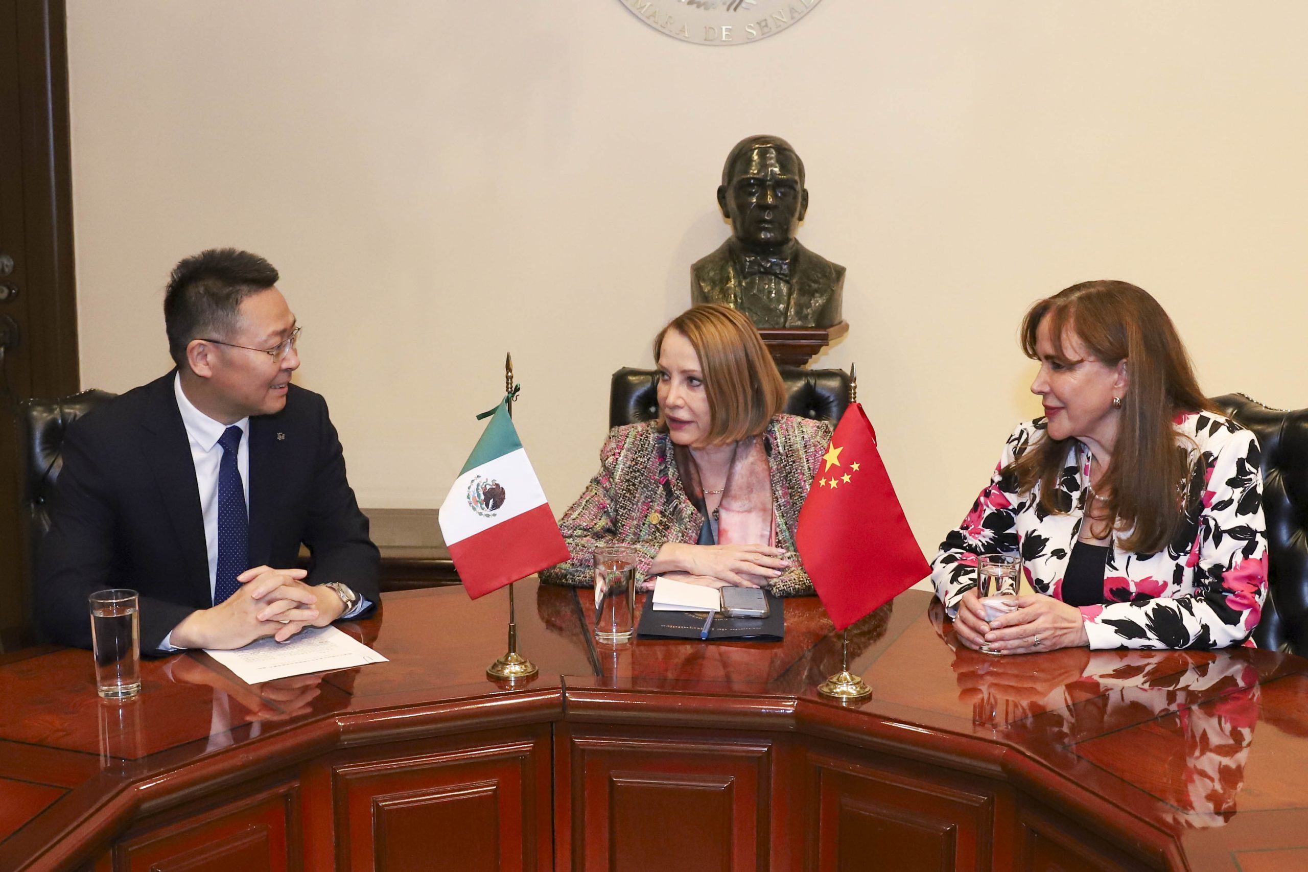 Estrechan México y China relaciones diplomáticas en el Senado de la República