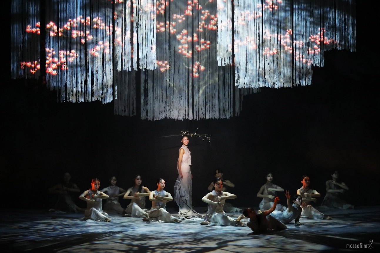 Samsara of Blossom: Danza tradicional coreana y tecnologìa 3D llegan al Teatro Julio Castillo