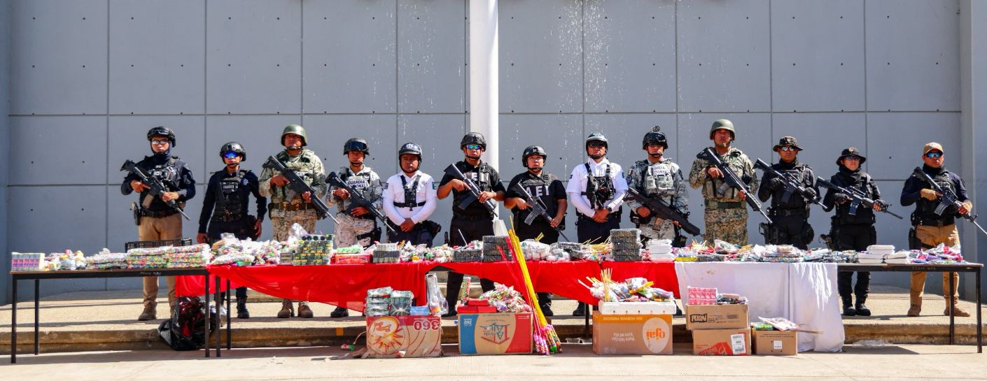 Aseguran mercancía irregular y disuaden venta ilegal, en la primera etapa de operativos contra pirotecnia: FGEO