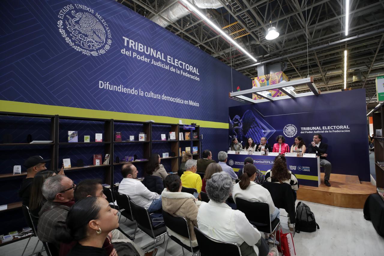 Reúne TEPJF en FIL de Guadalajara 2025 a especialistas en democracia, transparencia, protección de datos judiciales, era digital y derechos de pueblos originarios