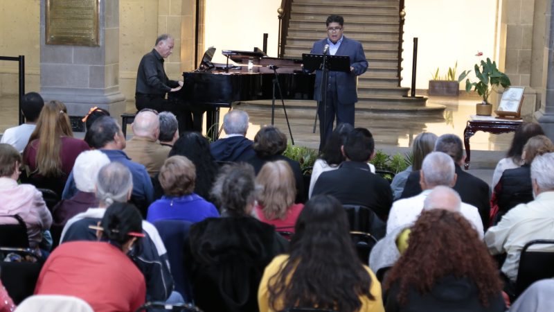 René Velázquez - Claudio Herrera