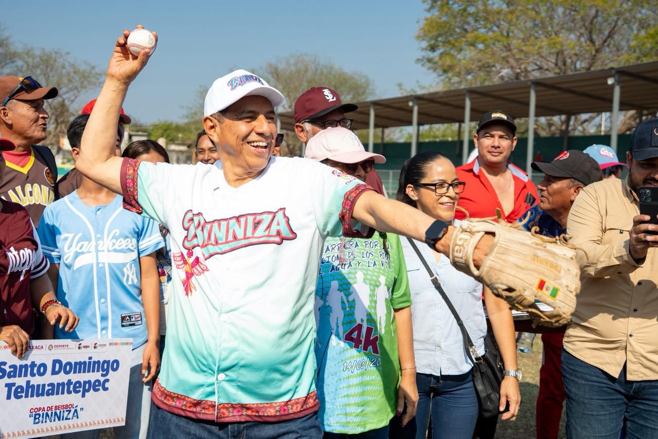 Inauguran Copa de Béisbol Binnizá en Juchitán que fortalece el tejido comunitario