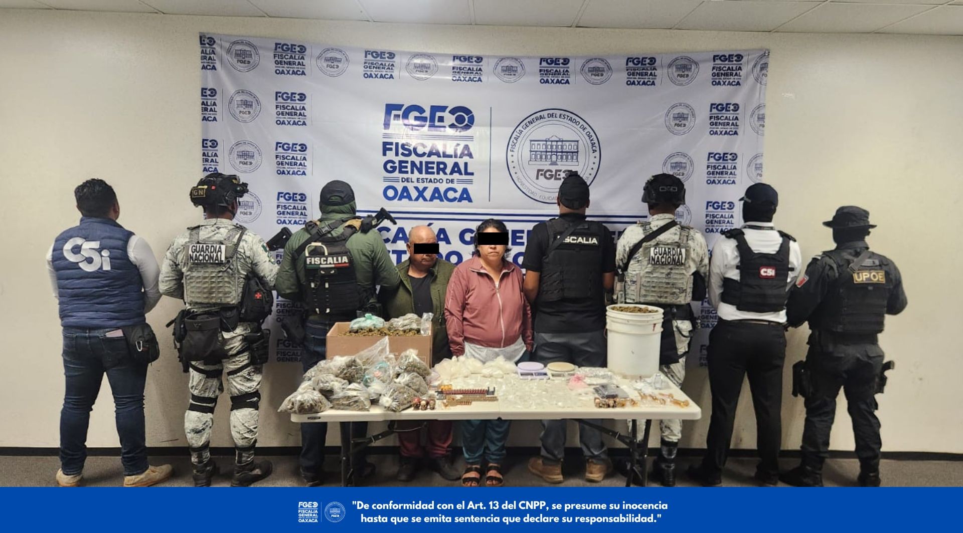 Aseguran armas y presuntas drogas durante cateo en la región de Valles Centrales; dos detenidos