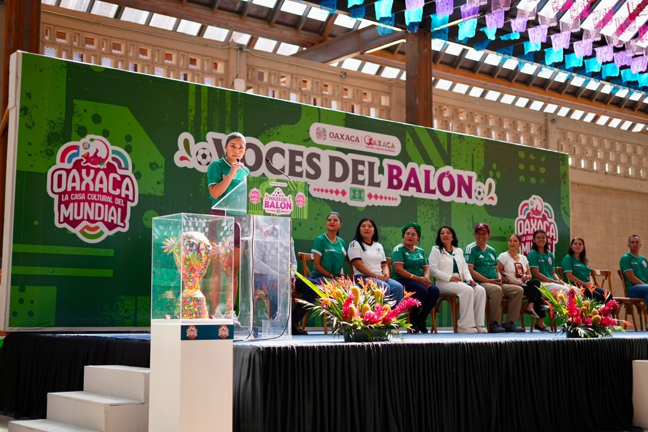 Mujeres ganan cancha en el fútbol, la Primavera Oaxaqueña las respalda