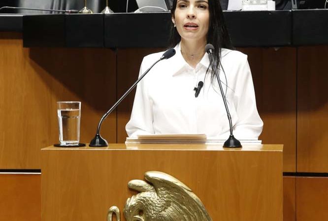 Laura Esquivel Torres