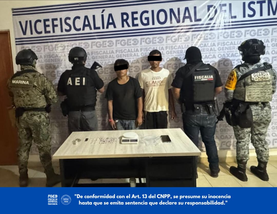Desarticulan punto de venta de drogas en Santo Domingo Tehuantepec; dos detenidos