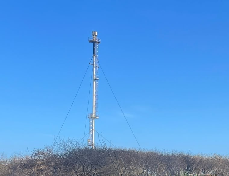 Atiende Pemex conato de incendio en periferia del quemador en Batería de Separación Litoral en Dos Bocas, Tabasco